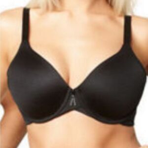 Breezies black soft underwire bra lightly lined